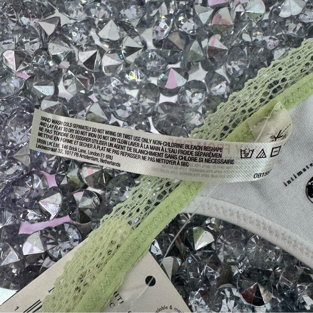 Free People thong BRAND NEW WITH TAGS White and Green Lace Trim Panty Lacie - Picture 7 of 10
